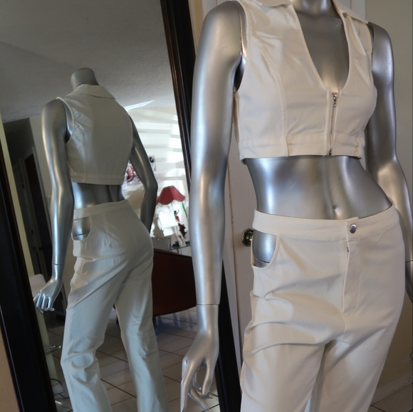 Pant Set - Picture 3 of 7